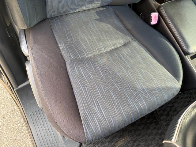 ヴォクシー ＺＳ　モデリスタエアロ・両側電動スライドドア・ナビ・ＴＶ・バックカメラ・Ｂｌｕｅｔｏｏｔｈオーディオ・ＥＴＣ・ＨＩＤ・１６インチアルミホイール（46枚目）