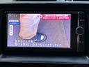 ノア Ｓｉ　ワンオーナー車・両側電動スライドドア・フリップダウンモニターナビ・フルセグＴＶ・Ｂｌｕｅｔｏｏｔｈオーディオ・バックカメラ・１６インチアルミホイール・ＬＥＤヘッドライト・スマートキー・プッシュスタート（6枚目）