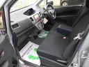 車内は業務用のクリーニング機械で抗菌クリーニングを徹底的に仕上げております、車内は安全でとても綺麗です