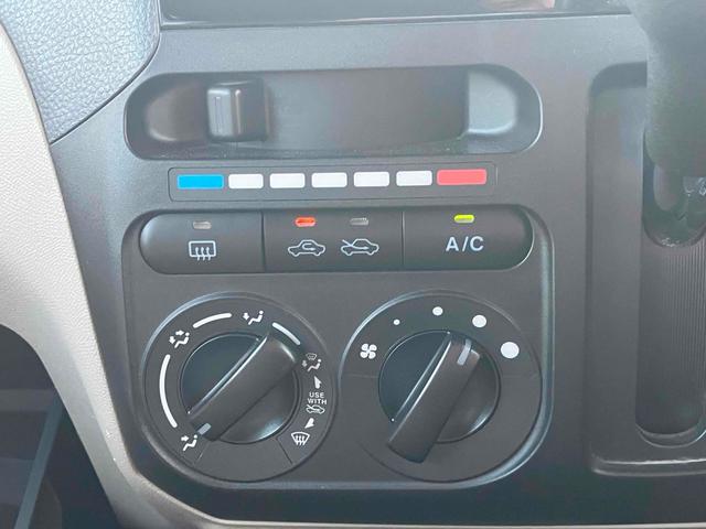 ルークス Ｅ　両側スライドドア　スマートキー　電動格納ミラー　ベンチシート　ＣＶＴ　盗難防止システム　ＡＢＳ　ＣＤ　衝突安全ボディ　エアコン　パワーステアリング　パワーウィンドウ（7枚目）
