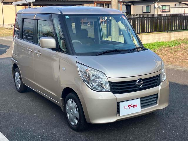 ルークス Ｅ　両側スライドドア　スマートキー　電動格納ミラー　ベンチシート　ＣＶＴ　盗難防止システム　ＡＢＳ　ＣＤ　衝突安全ボディ　エアコン　パワーステアリング　パワーウィンドウ（13枚目）