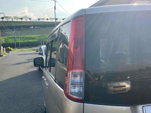 ルークス Ｅ　両側スライドドア　スマートキー　電動格納ミラー　ベンチシート　ＣＶＴ　盗難防止システム　ＡＢＳ　ＣＤ　衝突安全ボディ　エアコン　パワーステアリング　パワーウィンドウ（28枚目）