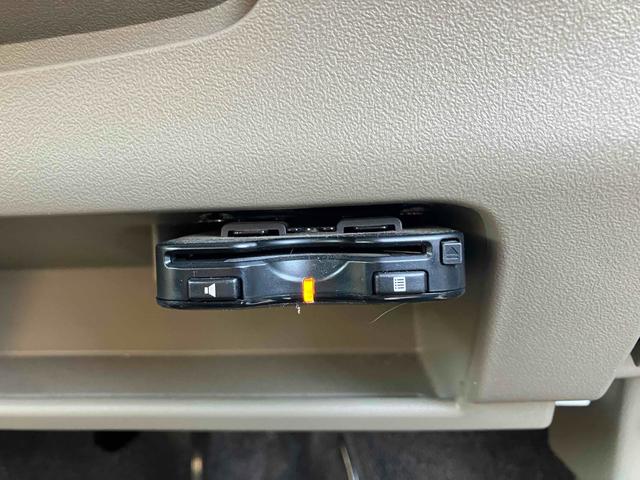 タント Ｌ　ＥＴＣ　スライドドア　ナビ　ＴＶ　ベンチシート　ＡＴ　盗難防止システム　ＣＤ　ＤＶＤ再生　ＵＳＢ　ミュージックプレイヤー接続可　アルミホイール　衝突安全ボディ　エアコン　パワーステアリング（6枚目）