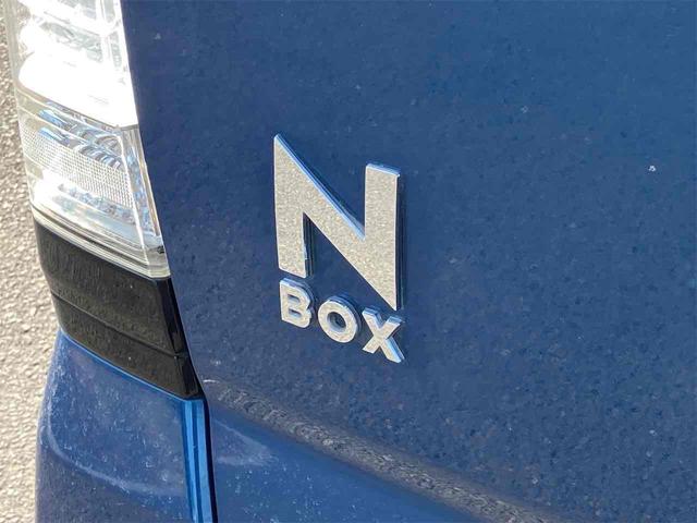 Ｎ－ＢＯＸカスタム Ｇ・Ａパッケージ　バックカメラ　両側スライド・片側電動　ナビ　ＴＶ　衝突被害軽減システム　オートライト　ＨＩＤ　スマートキー　アイドリングストップ　電動格納ミラー　ベンチシート　ＣＶＴ　盗難防止システム　ＡＢＳ　ＥＳＣ（33枚目）