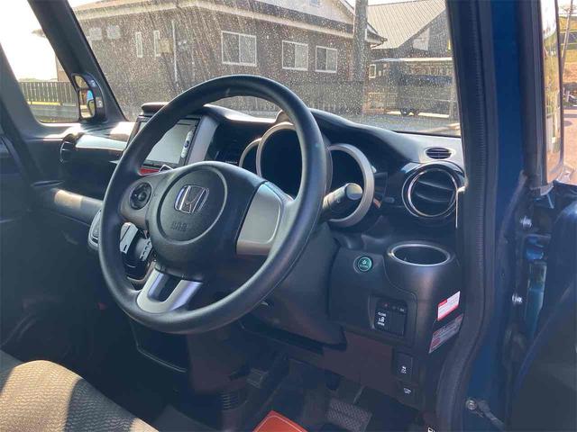 Ｎ－ＢＯＸカスタム Ｇ・Ａパッケージ　バックカメラ　両側スライド・片側電動　ナビ　ＴＶ　衝突被害軽減システム　オートライト　ＨＩＤ　スマートキー　アイドリングストップ　電動格納ミラー　ベンチシート　ＣＶＴ　盗難防止システム　ＡＢＳ　ＥＳＣ（59枚目）