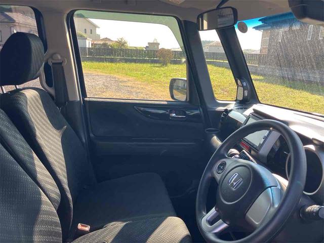 Ｎ－ＢＯＸカスタム Ｇ・Ａパッケージ　バックカメラ　両側スライド・片側電動　ナビ　ＴＶ　衝突被害軽減システム　オートライト　ＨＩＤ　スマートキー　アイドリングストップ　電動格納ミラー　ベンチシート　ＣＶＴ　盗難防止システム　ＡＢＳ　ＥＳＣ（60枚目）