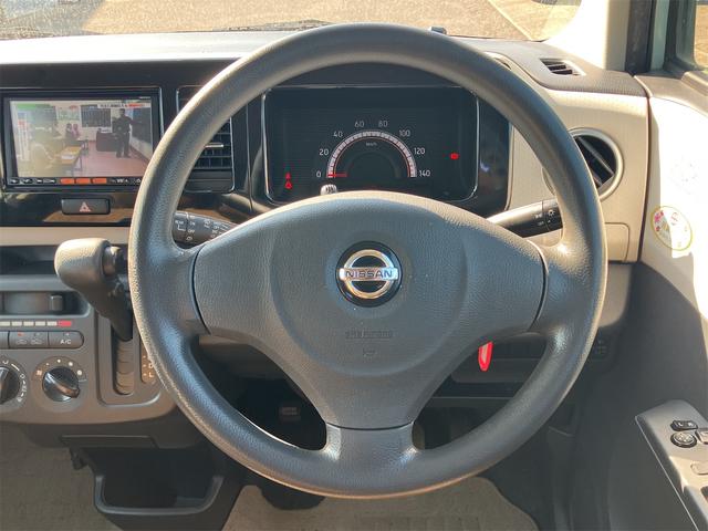 モコ Ｓ　ＥＴＣ　ナビ　ＴＶ　キーレスエントリー　電動格納ミラー　ベンチシート　ＣＶＴ　盗難防止システム　ＡＢＳ　ＣＤ　衝突安全ボディ　エアコン　パワーステアリング　パワーウィンドウ（3枚目）