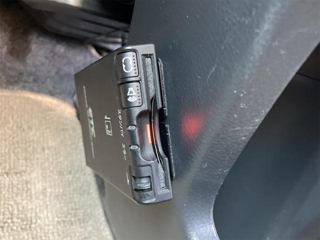 モコ Ｓ　ＥＴＣ　ナビ　ＴＶ　キーレスエントリー　電動格納ミラー　ベンチシート　ＣＶＴ　盗難防止システム　ＡＢＳ　ＣＤ　衝突安全ボディ　エアコン　パワーステアリング　パワーウィンドウ（9枚目）