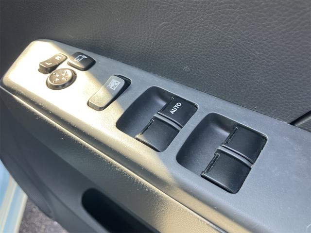 モコ Ｓ　ＥＴＣ　ナビ　ＴＶ　キーレスエントリー　電動格納ミラー　ベンチシート　ＣＶＴ　盗難防止システム　ＡＢＳ　ＣＤ　衝突安全ボディ　エアコン　パワーステアリング　パワーウィンドウ（11枚目）