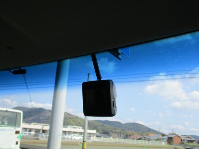 Ｎ－ＢＯＸ Ｇ・ターボＬパッケージ　ドライブレコーダー　ＥＴＣ　バックカメラ　両側スライド・片側電動　オートクルーズコントロール　オートライト　スマートキー　アイドリングストップ　電動格納ミラー　ベンチシート　ＣＶＴ（9枚目）