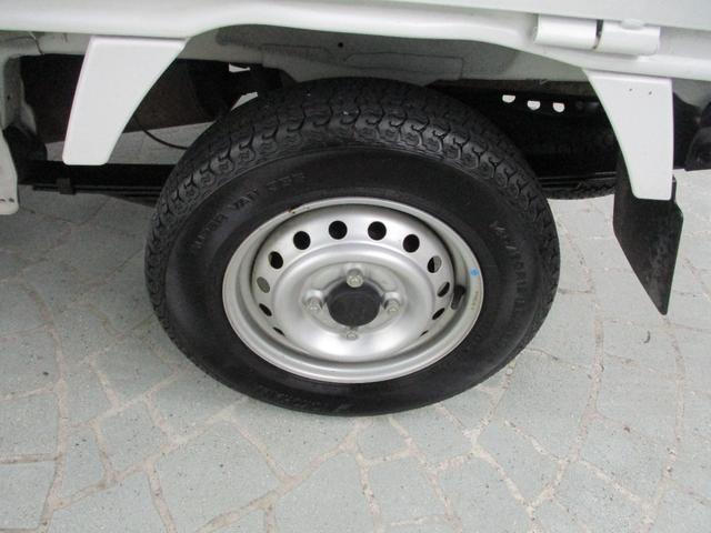 キャリイトラック ＫＣ　４ＷＤ　軽トラック　ＡＴ　エアコン　運転席エアバッグ　助手席エアバッグ（15枚目）