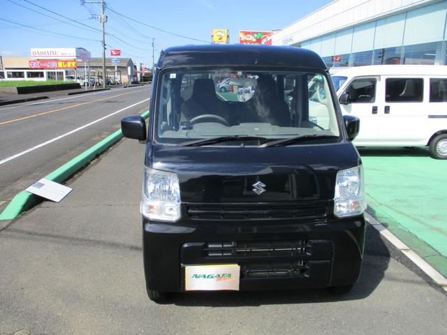 エブリイ ＰＣリミテッド　ＡＴ　両側スライドドア　電動格納ミラー　盗難防止システム　ＡＢＳ　エアコン　パワーステアリング　パワーウィンドウ　運転席エアバッグ　助手席エアバッグ　ＣＤ（8枚目）