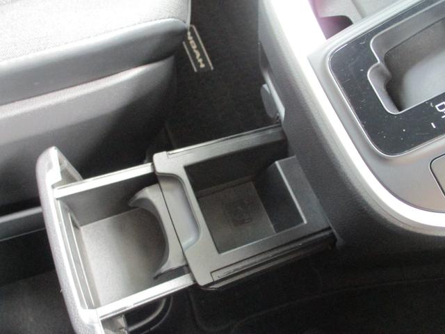 ノア Ｓ－Ｇ　バックカメラ　ナビ　クリアランスソナー　オートクルーズコントロール　レーンアシスト　衝突被害軽減システム　両側電動スライドドア　オートマチックハイビーム　ＬＥＤヘッドランプ　スマートキー（24枚目）