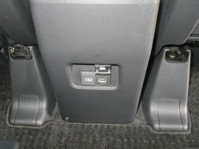 ノア Ｓ－Ｇ　バックカメラ　ナビ　クリアランスソナー　オートクルーズコントロール　レーンアシスト　衝突被害軽減システム　両側電動スライドドア　オートマチックハイビーム　ＬＥＤヘッドランプ　スマートキー（27枚目）