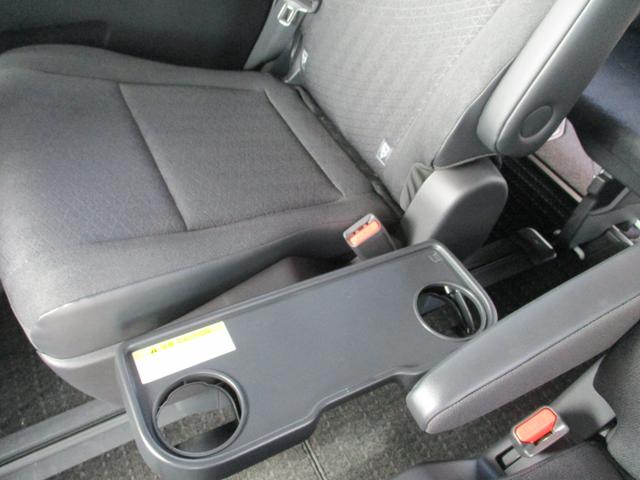 ノア Ｓ－Ｇ　バックカメラ　ナビ　クリアランスソナー　オートクルーズコントロール　レーンアシスト　衝突被害軽減システム　両側電動スライドドア　オートマチックハイビーム　ＬＥＤヘッドランプ　スマートキー（31枚目）