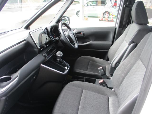 ノア Ｓ－Ｇ　バックカメラ　ナビ　クリアランスソナー　オートクルーズコントロール　レーンアシスト　衝突被害軽減システム　両側電動スライドドア　オートマチックハイビーム　ＬＥＤヘッドランプ　スマートキー（35枚目）