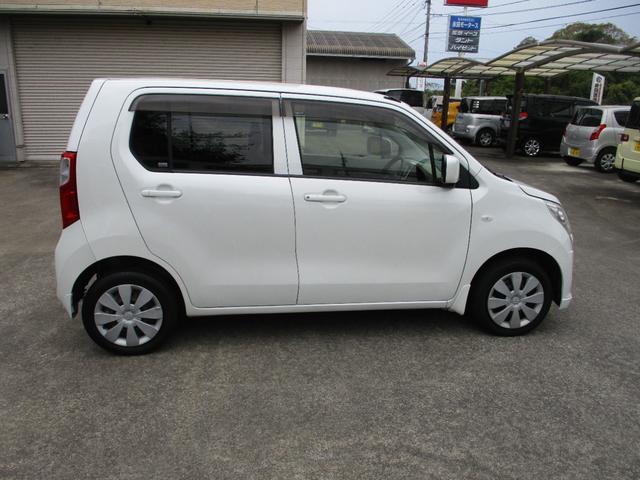 ワゴンＲ ＦＸ　ナビ　アイドリングストップ　電動格納ミラー　ベンチシート　ＣＶＴ　盗難防止システム　ＡＢＳ　衝突安全ボディ　エアコン　パワーステアリング　パワーウィンドウ（11枚目）