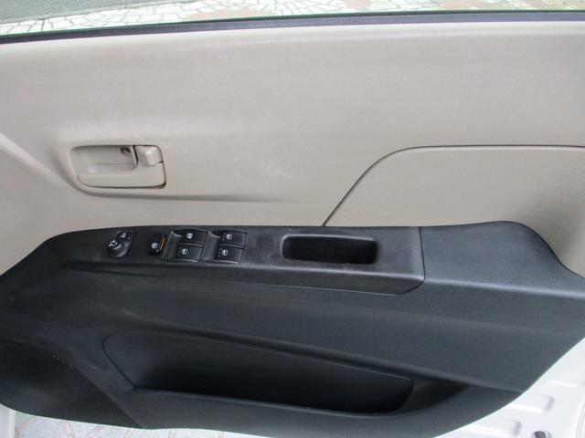 ミラ Ｘリミテッド　ＥＲ　電動格納ミラー　ＣＶＴ　盗難防止システム　ＡＢＳ　ＣＤ　衝突安全ボディ　エアコン　パワーステアリング　パワーウィンドウ（8枚目）