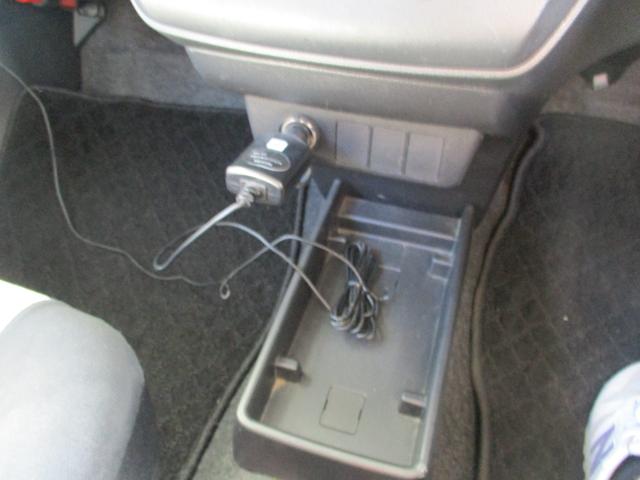 ミライース L SAIII クリアランスソナー 衝突被害軽減システム オートマチックハイビーム キーレスエントリー アイドリングストップ CVT 盗難防止システム ABS ESC CD アルミホイール 衝突安全ボディ エアコン(6枚目)