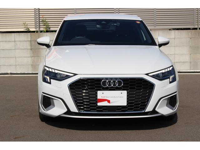 Ａ３ スポーツバック３０ＴＦＳＩアドバンスド　認定中古車　ナビＰＫＧ　ＡＣＣ　リヤビューカメラ　ＴＶチューナー　プライバシーガラス　ＬＥＤ（8枚目）