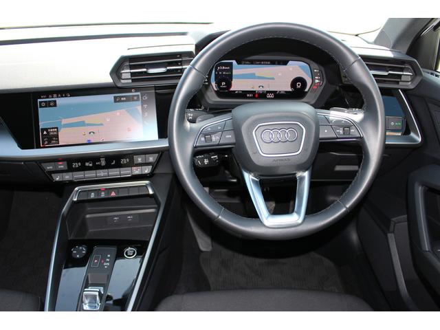 Ａ３ スポーツバック３０ＴＦＳＩアドバンスド　認定中古車　ナビＰＫＧ　ＡＣＣ　リヤビューカメラ　ＴＶチューナー　プライバシーガラス　ＬＥＤ（12枚目）