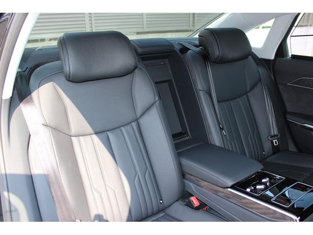 Ａ８ Ｌ　６０ＴＦＳＩクワトロ　認定中古車　ＭＭＩナビ　ＴＶチューナー　マトリクスＬＥＤ　サラウンドビューカメラ　パークアシスト　ワイヤレスチャージ（11枚目）