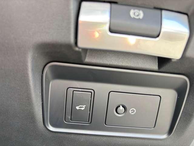 レンジローバーイヴォーク Ｓ　４ＷＤ　バックカメラ　クリアランスソナー　オートクルーズコントロール　レーンアシスト　パワーシート　衝突被害軽減システム　ナビ　ＬＥＤヘッドランプ　電動リアゲート　アルミホイール　スマートキー（32枚目）
