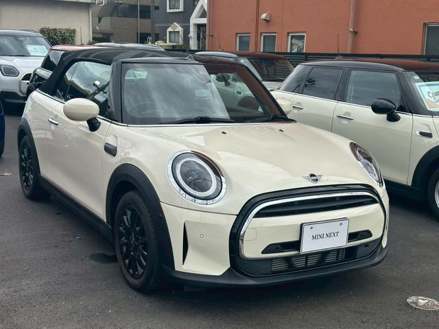 ＭＩＮＩ クーパー　コンバーチブル　クラシック・トリム　オープンカー　ＥＴＣ　バックカメラ　ナビ　クリアランスソナー　オートクルーズコントロール　衝突被害軽減システム　オートライト　ＬＥＤヘッドランプ　ＡＴ　スマートキー　アイドリングストップ（12枚目）