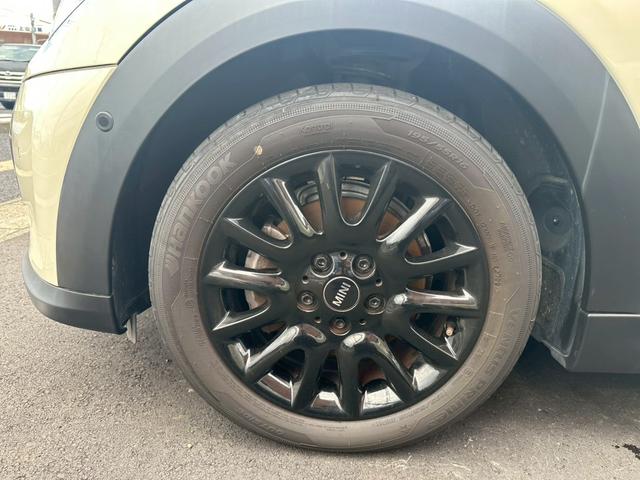 ＭＩＮＩ クーパー　コンバーチブル　クラシック・トリム　オープンカー　ＥＴＣ　バックカメラ　ナビ　クリアランスソナー　オートクルーズコントロール　衝突被害軽減システム　オートライト　ＬＥＤヘッドランプ　ＡＴ　スマートキー　アイドリングストップ（17枚目）