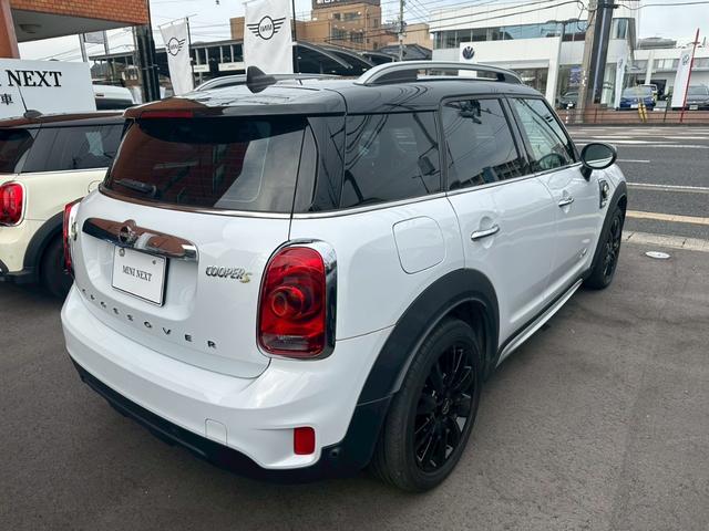 MINI クーパーS E クロスオーバー オール4 4WD ETC バックカメラ クリアランスソナー オートクルーズコントロール パワーシート 衝突被害軽減システム ナビ LEDヘッドランプ 電動リアゲート(8枚目)