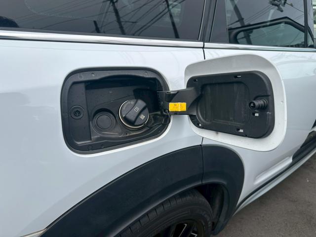 MINI クーパーS E クロスオーバー オール4 4WD ETC バックカメラ クリアランスソナー オートクルーズコントロール パワーシート 衝突被害軽減システム ナビ LEDヘッドランプ 電動リアゲート(11枚目)