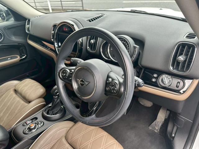 MINI クーパーS E クロスオーバー オール4 4WD ETC バックカメラ クリアランスソナー オートクルーズコントロール パワーシート 衝突被害軽減システム ナビ LEDヘッドランプ 電動リアゲート(31枚目)