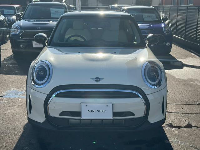 MINI クーパー クラシック・トリム ドライブレコーダー バックカメラ クリアランスソナー オートクルーズコントロール パークアシスト 衝突被害軽減システム アルミホイール オートライト LEDヘッドランプ スマートキー(2枚目)