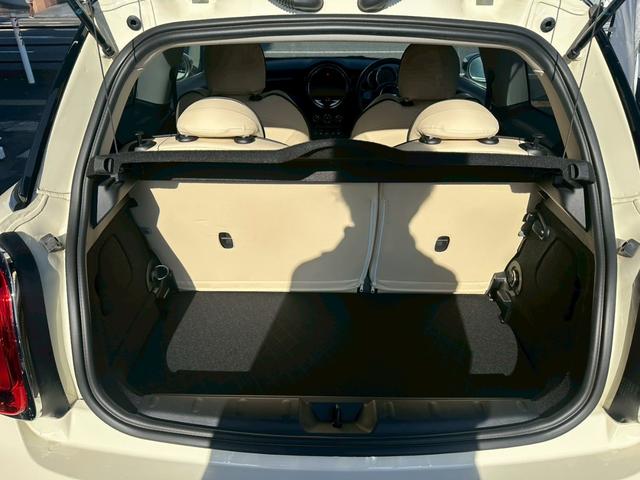 MINI クーパー クラシック・トリム ドライブレコーダー バックカメラ クリアランスソナー オートクルーズコントロール パークアシスト 衝突被害軽減システム アルミホイール オートライト LEDヘッドランプ スマートキー(12枚目)