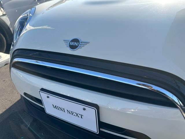 MINI クーパー クラシック・トリム ドライブレコーダー バックカメラ クリアランスソナー オートクルーズコントロール パークアシスト 衝突被害軽減システム アルミホイール オートライト LEDヘッドランプ スマートキー(16枚目)