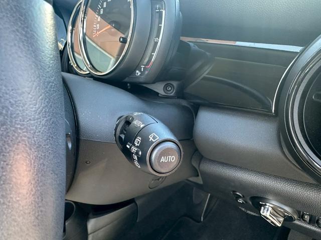 MINI クーパー クラシック・トリム ドライブレコーダー バックカメラ クリアランスソナー オートクルーズコントロール パークアシスト 衝突被害軽減システム アルミホイール オートライト LEDヘッドランプ スマートキー(39枚目)