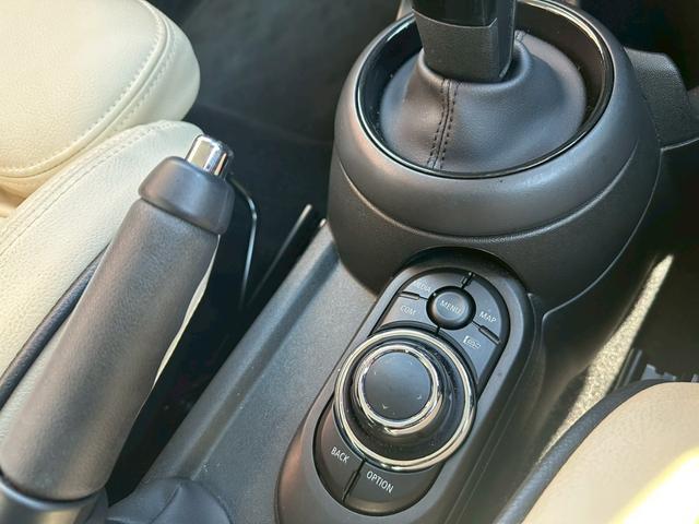 MINI クーパー クラシック・トリム ドライブレコーダー バックカメラ クリアランスソナー オートクルーズコントロール パークアシスト 衝突被害軽減システム アルミホイール オートライト LEDヘッドランプ スマートキー(46枚目)