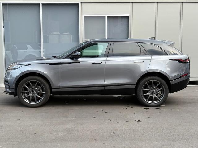 レンジローバーヴェラール Ｒ　ダイナミック　Ｓ　Ｐ２５０　４ＷＤ　クリアランスソナー　オートクルーズコントロール　パワーシート　衝突被害軽減システム　サンルーフ　ＬＥＤヘッドランプ　アルミホイール　アイドリングストップ　シートヒーター　シートエアコン（7枚目）