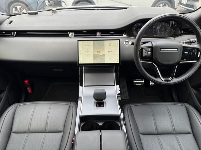 レンジローバーイヴォーク ダイナミック　ＨＳＥ　Ｐ３００ｅ　４ＷＤ　クリアランスソナー　オートクルーズコントロール　レーンアシスト　パワーシート　衝突被害軽減システム　サンルーフ　ナビ　ＬＥＤヘッドランプ　アルミホイール　スマートキー　電動格納ミラー　ＡＴ（4枚目）
