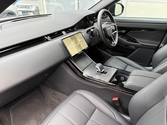 レンジローバーイヴォーク ダイナミック　ＨＳＥ　Ｐ３００ｅ　４ＷＤ　クリアランスソナー　オートクルーズコントロール　レーンアシスト　パワーシート　衝突被害軽減システム　サンルーフ　ナビ　ＬＥＤヘッドランプ　アルミホイール　スマートキー　電動格納ミラー　ＡＴ（43枚目）