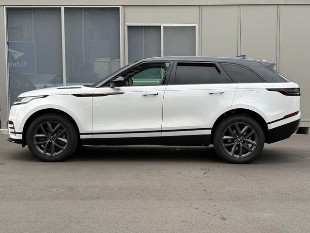 レンジローバーヴェラール ダイナミック SE P400e 4WD クリアランスソナー パワーシート サンルーフ ナビ アルミホイール シートヒーター AT エアコン(6枚目)