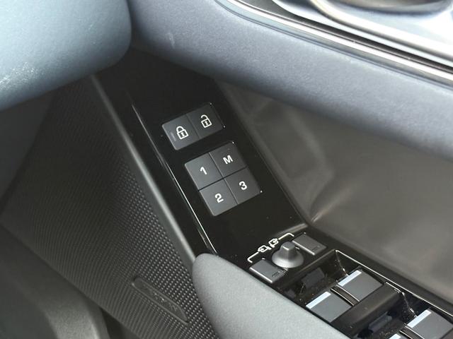 レンジローバーヴェラール ダイナミック SE P400e 4WD クリアランスソナー パワーシート サンルーフ ナビ アルミホイール シートヒーター AT エアコン(16枚目)