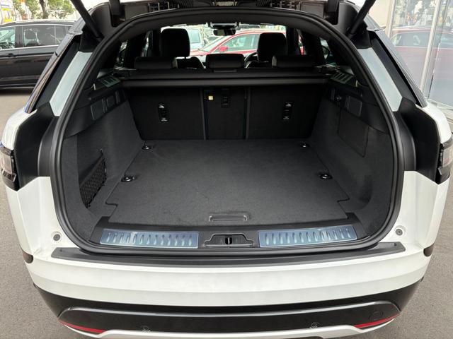 レンジローバーヴェラール ダイナミック SE P400e 4WD クリアランスソナー パワーシート サンルーフ ナビ アルミホイール シートヒーター AT エアコン(23枚目)