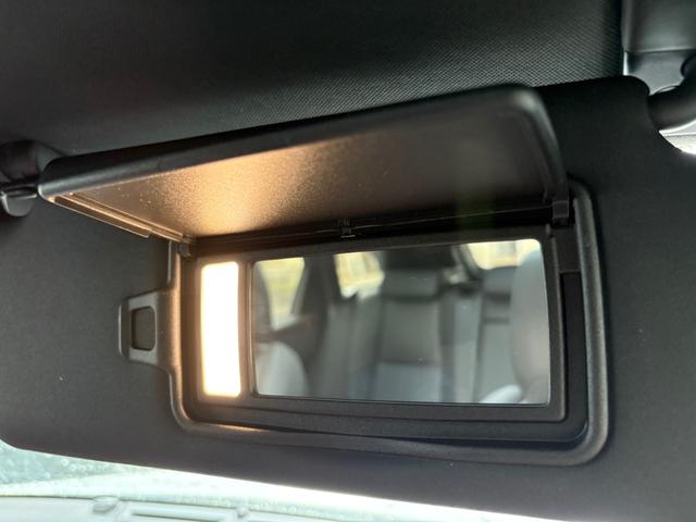 レンジローバーヴェラール ダイナミック SE P400e 4WD クリアランスソナー パワーシート サンルーフ ナビ アルミホイール シートヒーター AT エアコン(41枚目)