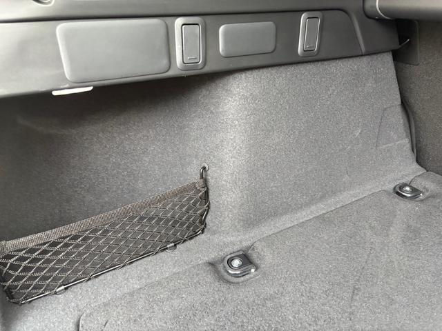 レンジローバーヴェラール ダイナミック SE P400e 4WD クリアランスソナー パワーシート サンルーフ ナビ アルミホイール シートヒーター AT エアコン(58枚目)