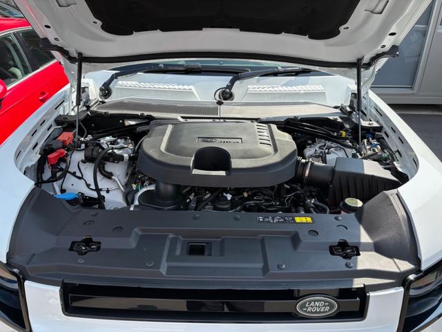 ディフェンダー 90X-ダイナミックHSE D350 4WD 全周囲カメラ クリアランスソナー オートクルーズコントロール パワーシート 衝突被害軽減システム サンルーフ ナビ LEDヘッドランプ スマートキー アイドリングストップ 電動格納ミラー(24枚目)