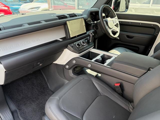 ディフェンダー 90X-ダイナミックHSE D350 4WD 全周囲カメラ クリアランスソナー オートクルーズコントロール パワーシート 衝突被害軽減システム サンルーフ ナビ LEDヘッドランプ スマートキー アイドリングストップ 電動格納ミラー(54枚目)