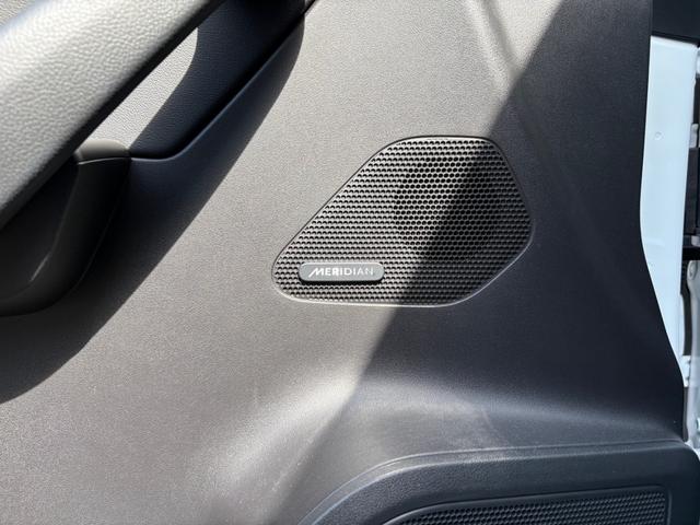 Fペイス プレステージ クリアランスソナー ナビ アルミホイール AT(22枚目)