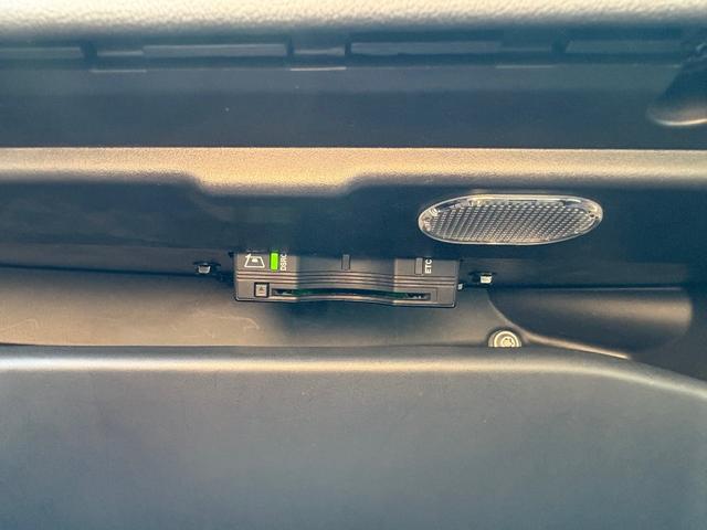 Fペイス プレステージ クリアランスソナー ナビ アルミホイール AT(27枚目)