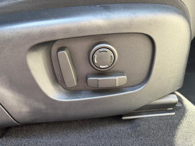 レンジローバーイヴォーク SE P200 4WD 全周囲カメラ クリアランスソナー オートクルーズコントロール パワーシート 衝突被害軽減システム ナビ LEDヘッドランプ 電動リアゲート アルミホイール キーレスエントリー AT(64枚目)